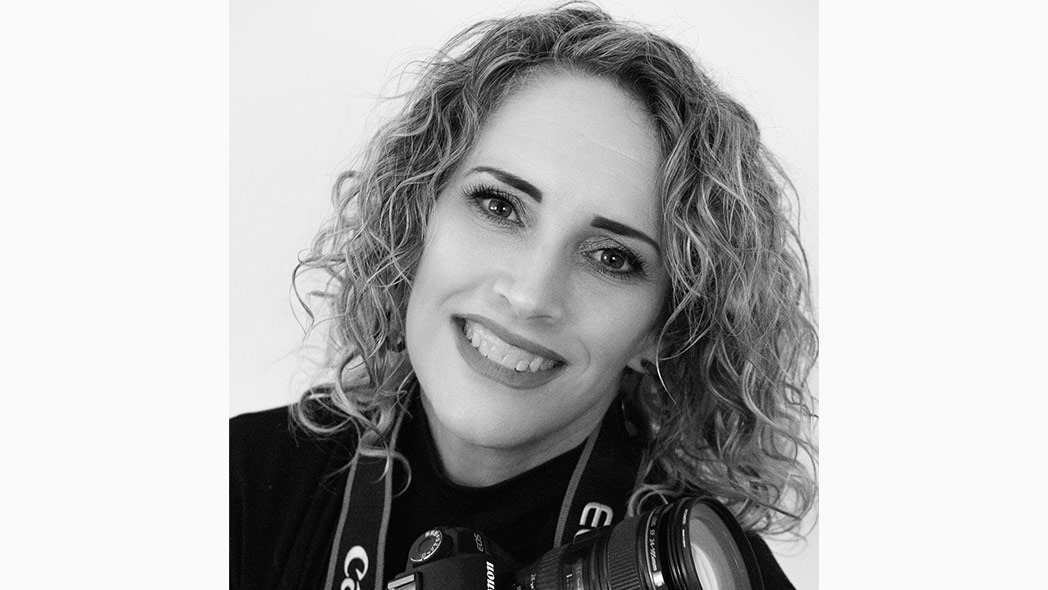 Nikilette Walker-Bowman, Owner Photographer